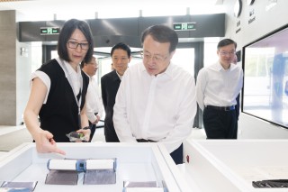 龚正市长调研闵行区，更加奋发有为地稳增长促转型，久久为功增强发展后劲