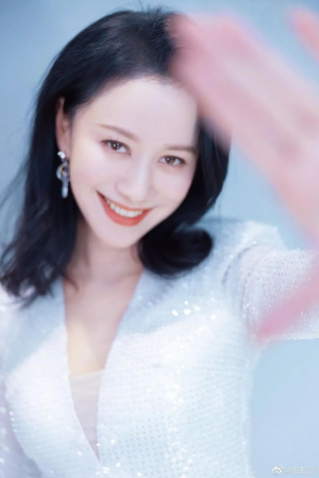 倪虹洁，不想再做傻子  第5张